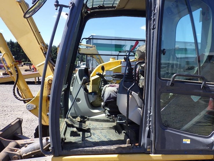 kobelco-sk85cs-3e-image-25