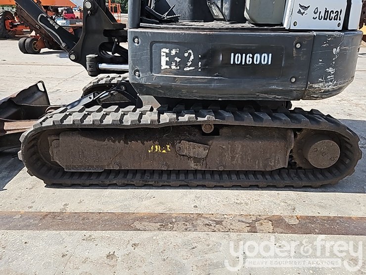 2017-bobcat-e32-image-20