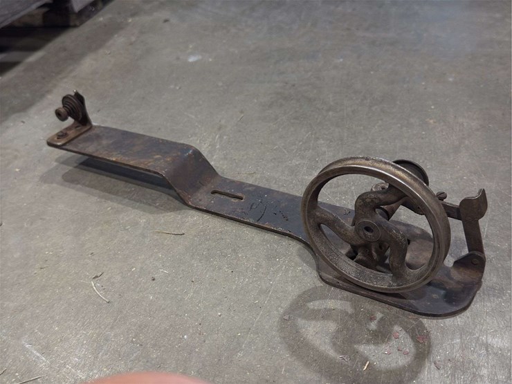 lot-of-machinery-components?-image-3