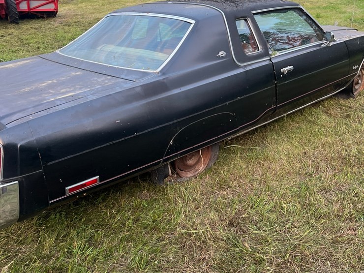 1978-chrysler-new-yorker-2-door-car,-engine-disassembled,-glass-is-good,-leaf-springs-image-22
