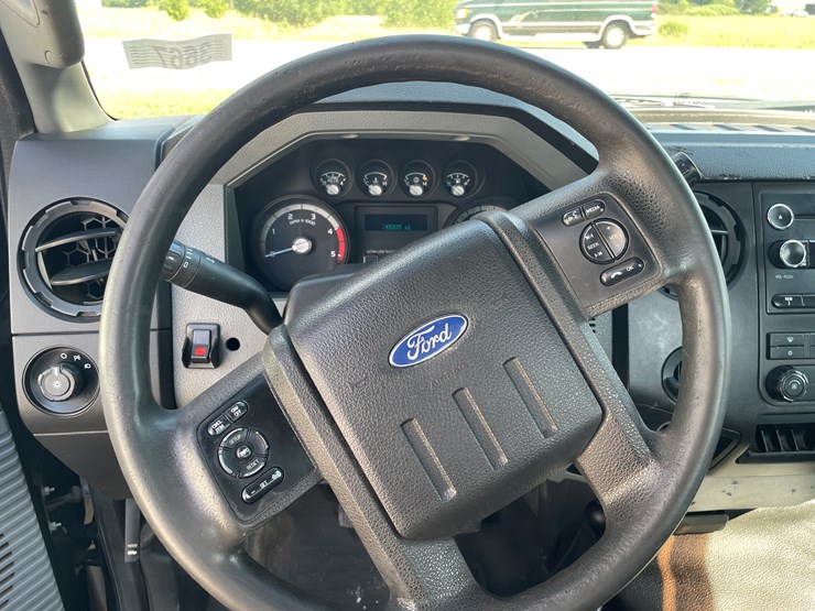 2016-ford-f550-image-74