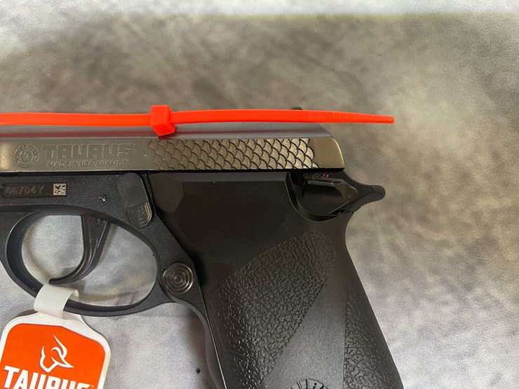 #4553-•-taurus-pt22-22-lr-pistol,-sn:-06704y-image-11