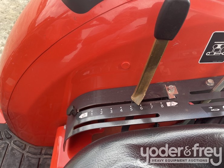 2020-kubota-mx5400hst-image-44