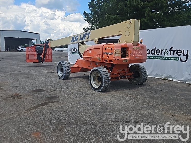 2014-jlg-m600jp-image-3