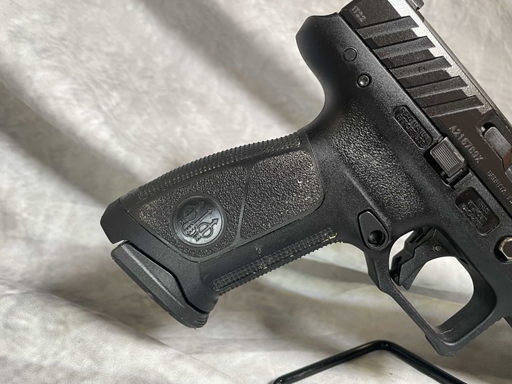 #4552-•-beretta-apx-a1-9mm-luger-pistol,-sn:-a216789x-image-6