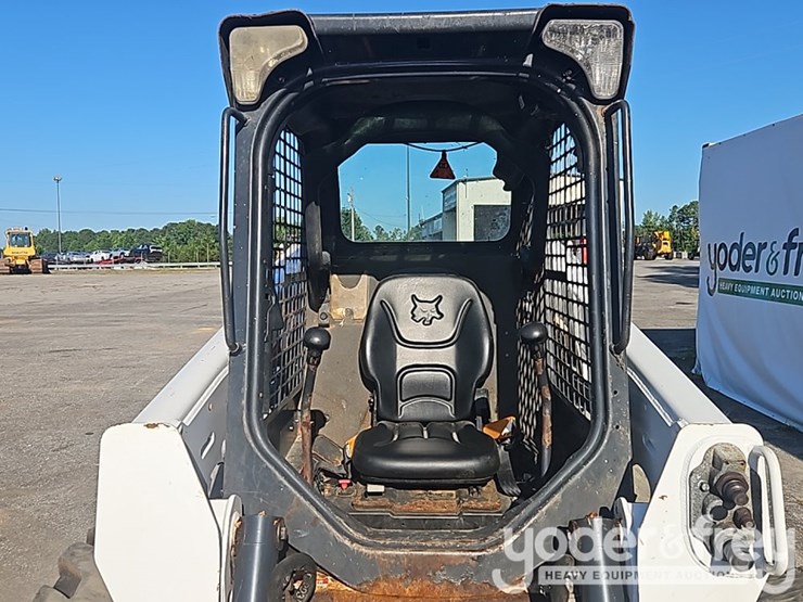 2019-bobcat-s550-image-26