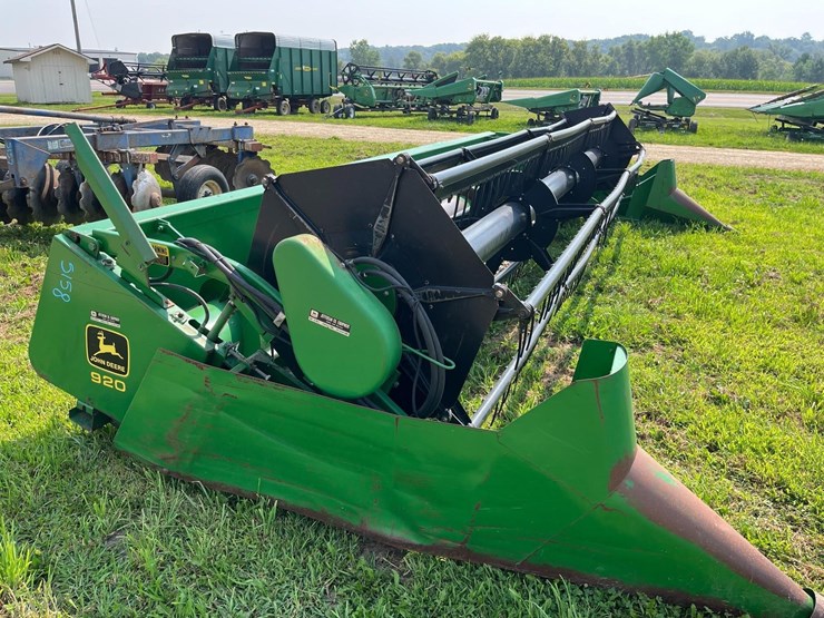 john-deere-920-image-2