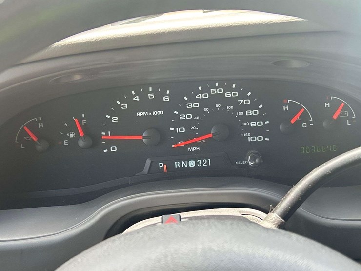 2007-ford-e450-image-16