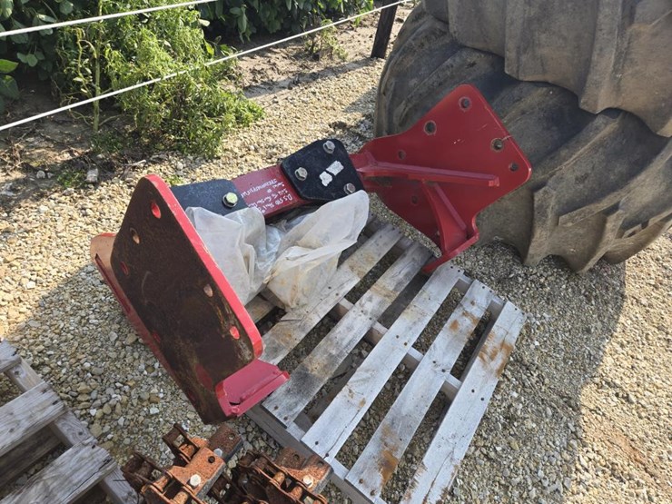 #3892-•-case-ih-steiger-weight-bracket-image-6