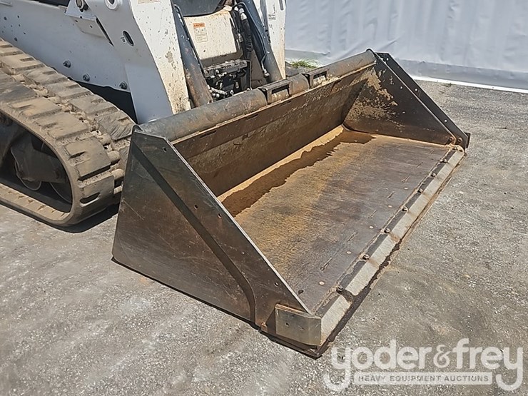2023-bobcat-t870-image-11