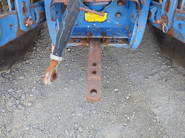 ford-8830-image-10