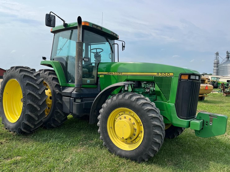 john-deere-8300-image-1