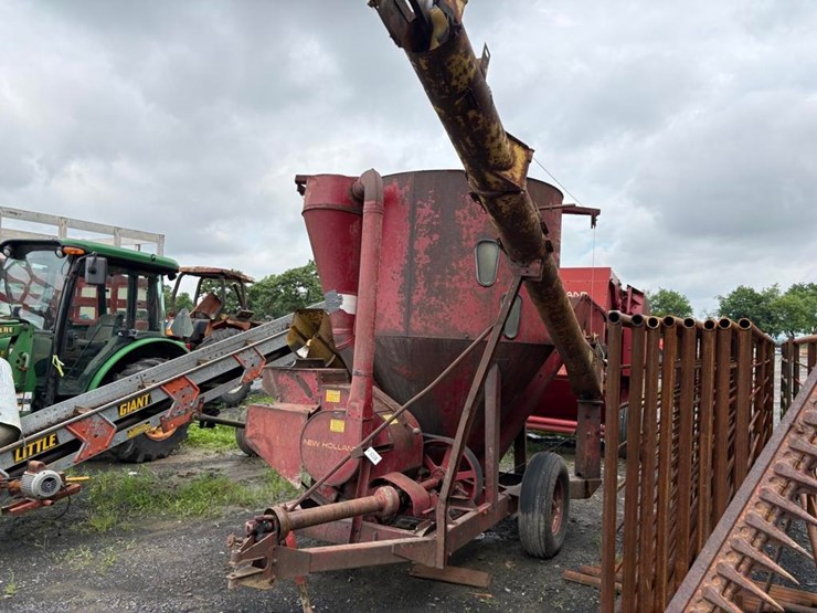 new-holland-354-image-4