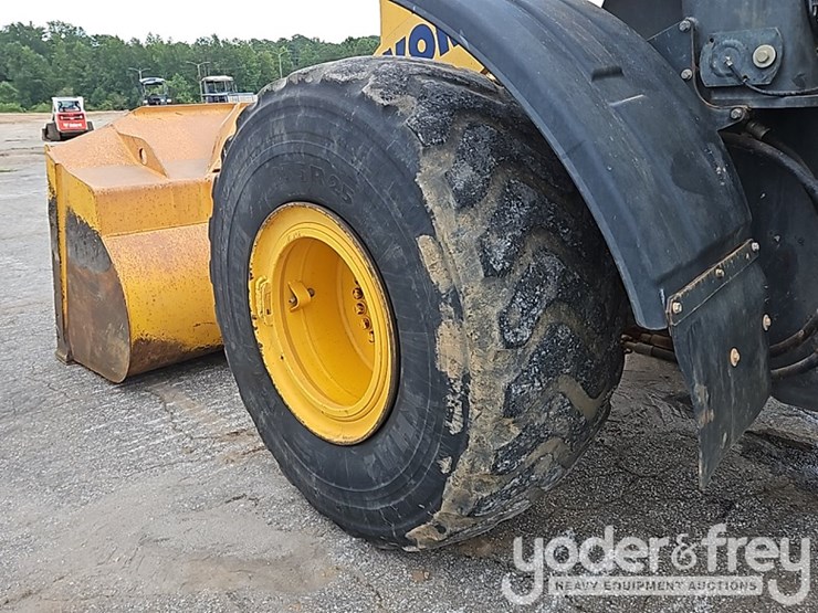 komatsu-wa380-image-19