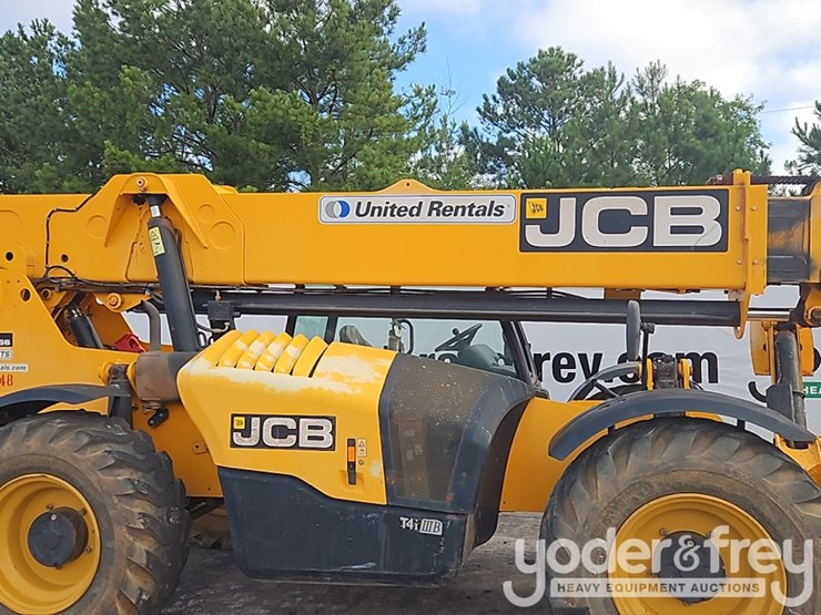 2015-jcb-510-56-image-26