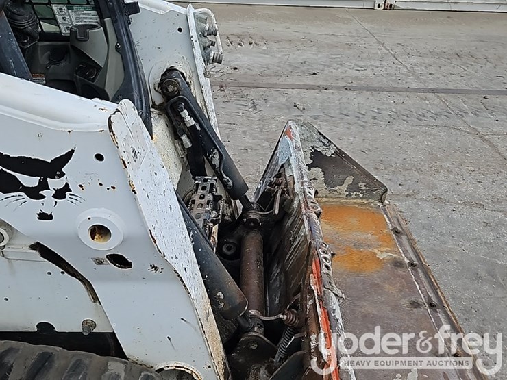 2018-bobcat-t770-image-12