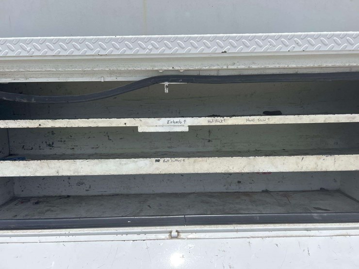2013-international-durastar-4400-image-23