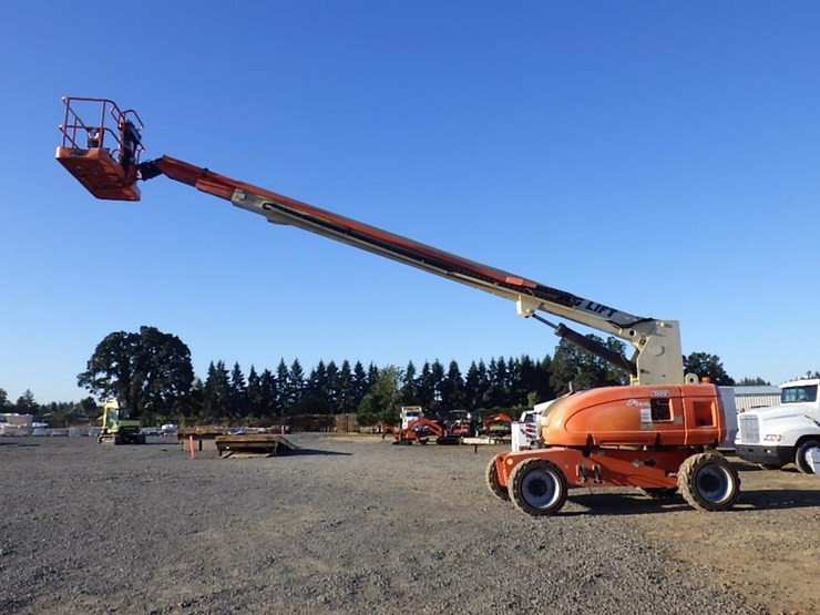 2007-jlg-800s-image-5