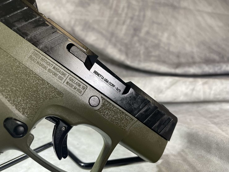 #4550-•-beretta-apx-a1-carry-9mm-luger-pistol,-sn:-axc150907-image-10