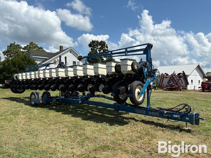 kinze-3600-image-3