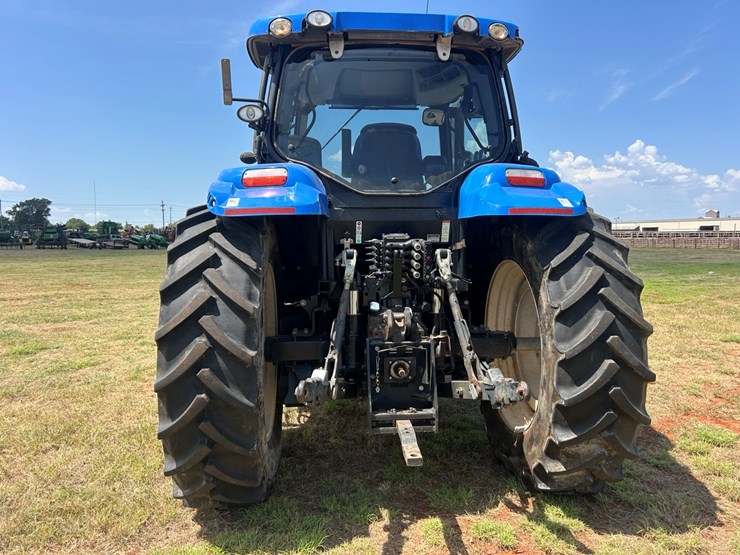 2014-new-holland-t6.175-image-4