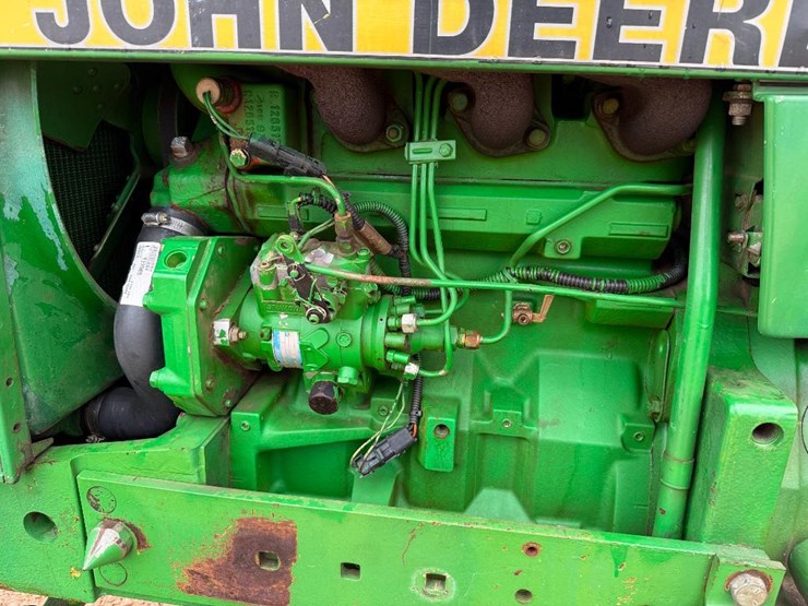 1980-john-deere-2240-image-29