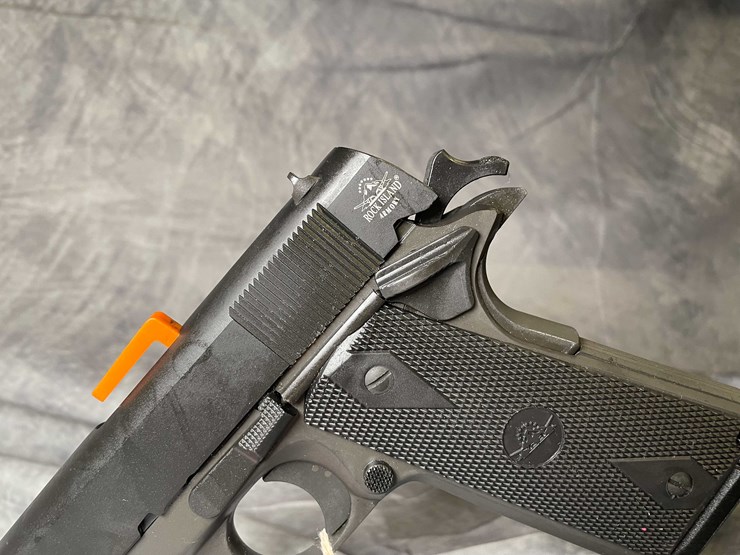 #4533-•-rock-island-arms-m1911-a1-fs-45-auto-pistol,-sn:-ria2847189-image-18