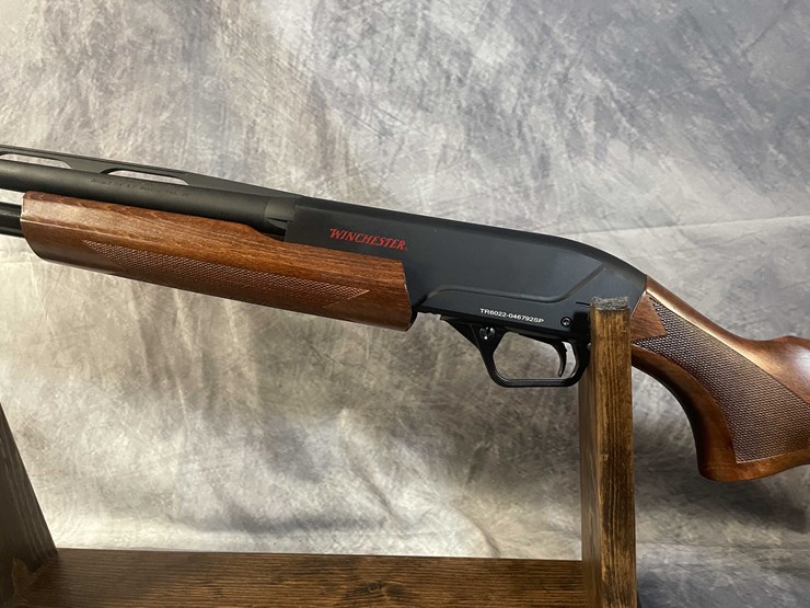 #4614-•-winchester-sxp-20-ga-pump-action-shotgun,-sn:-tr6022-046792sp-image-9