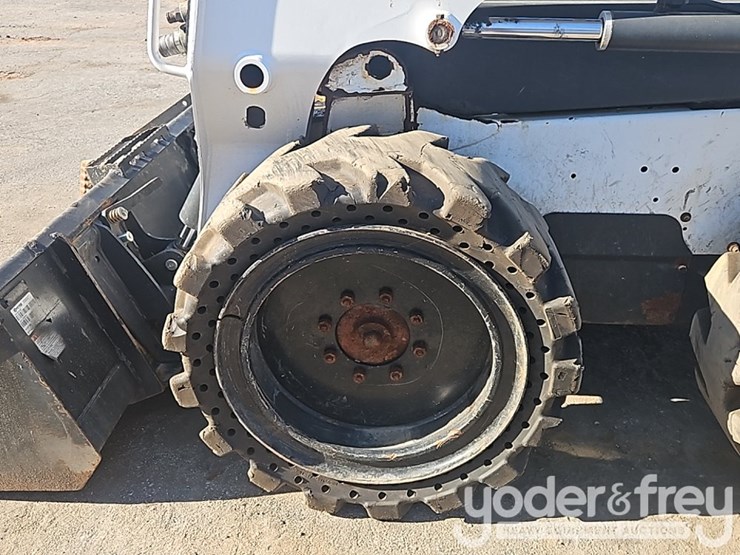 2019-bobcat-s550-image-11