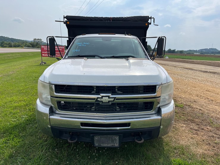 2007-chevrolet-3500-image-10