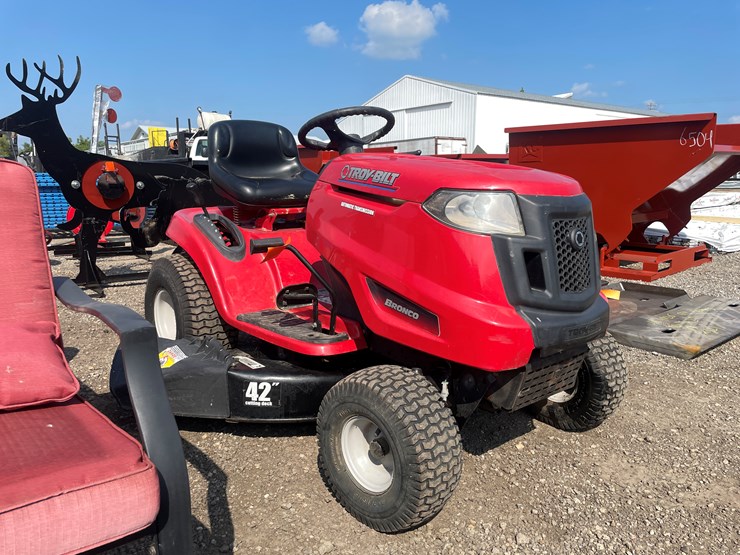 troy-bilt-bronco-image-2