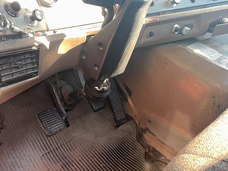 ford-l-image-32