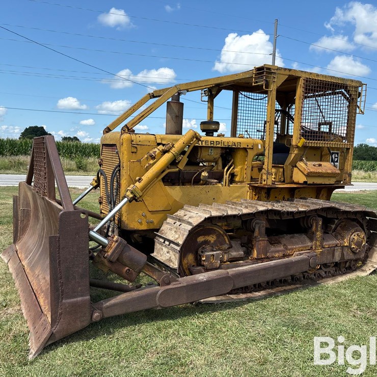 CATERPILLAR D6C