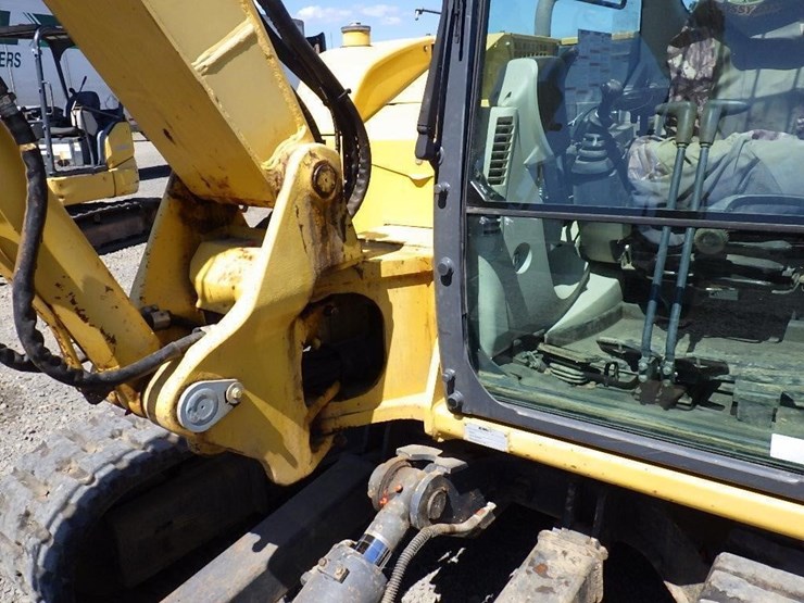 kobelco-sk85cs-3e-image-15