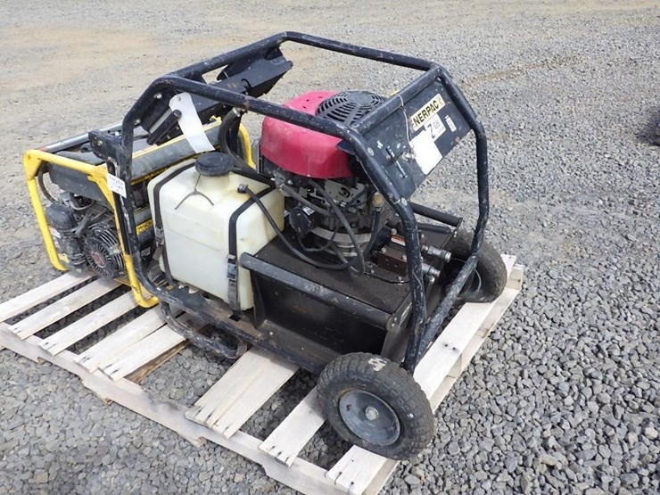 caterpillar-660-image-1