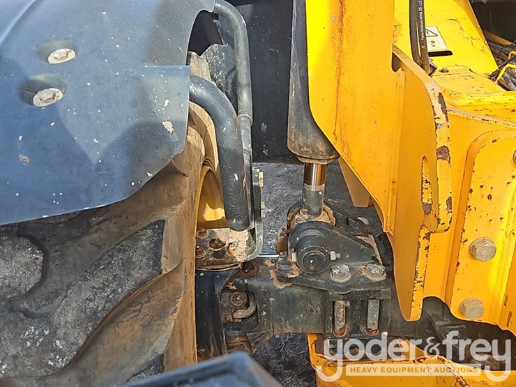 2015-jcb-510-56-image-13