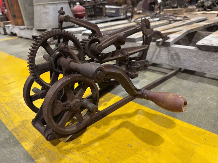 gumming-and-filing-machine.-for-cotton-image-7