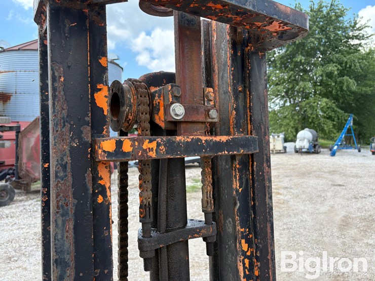 yale-propane-forklift-image-17