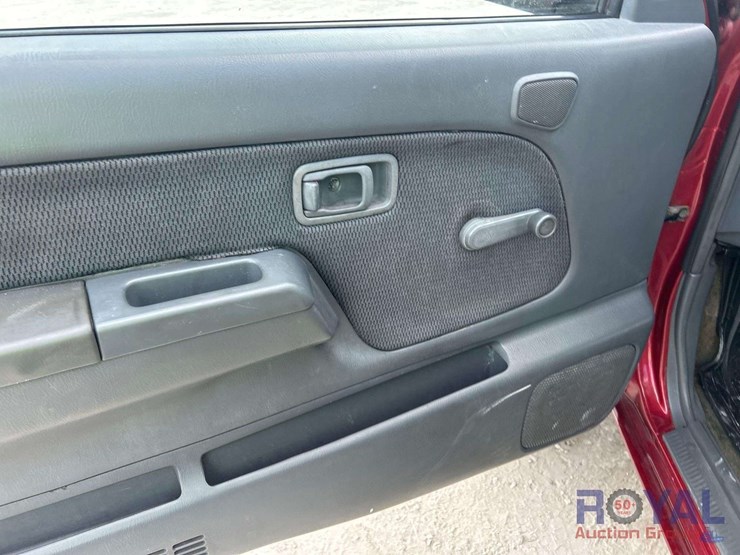2001-nissan-frontier-image-11