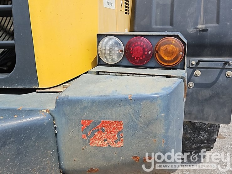komatsu-wa380-image-45