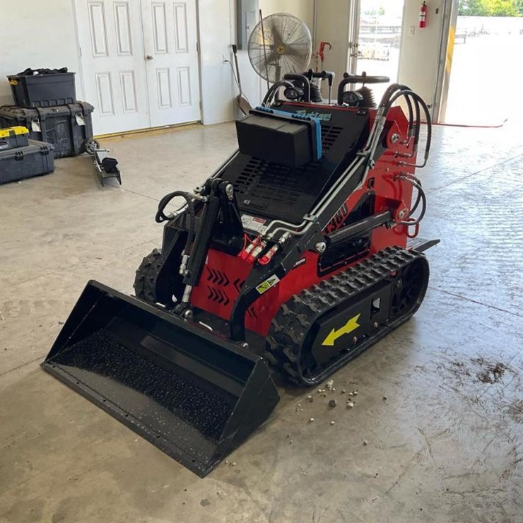#1011 • Unused Future FT380R Mini Skid Steer