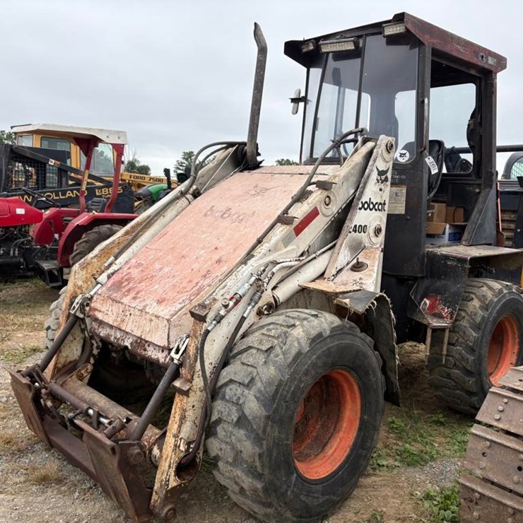 BOBCAT 2400
