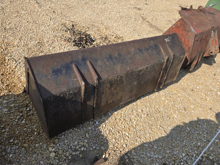 #3897-•-60"-loader-bucket-image-7