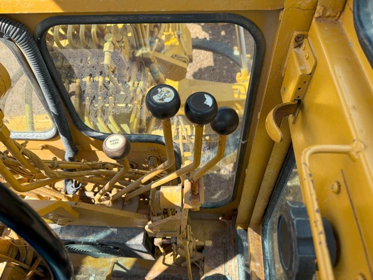 1986-fiat-allis-65b-image-53