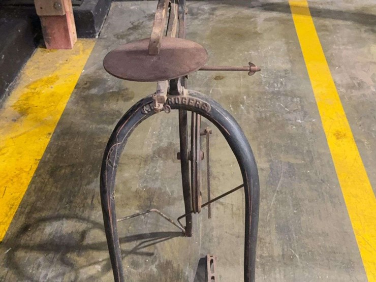 new-rodger’s-treadle-scroll-saw-image-19