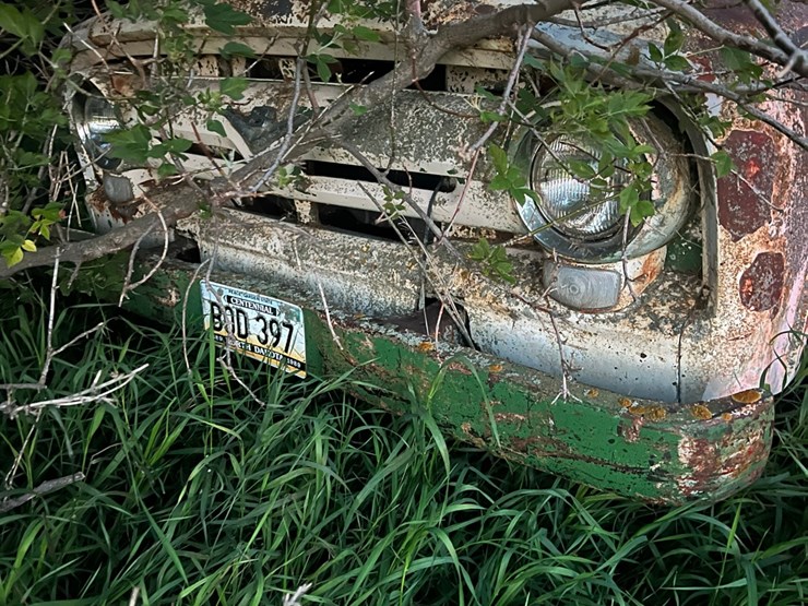 1956-ford-600-image-1