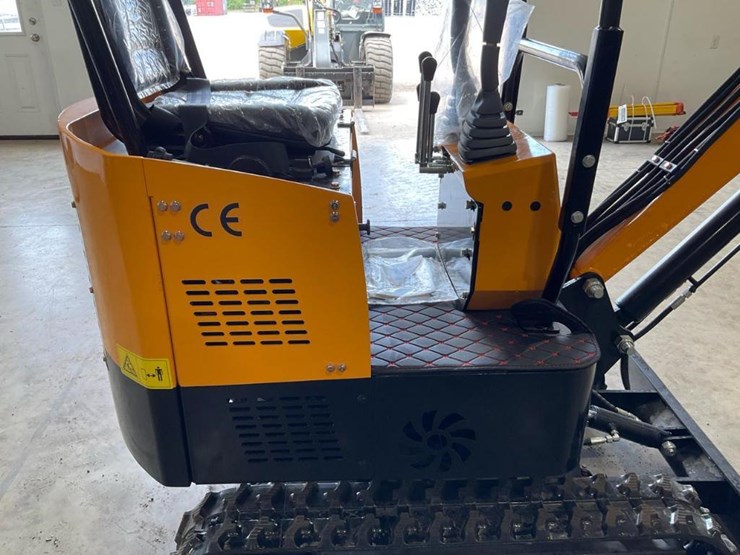 #1203-•-unused-future-ft13-mini-excavator-image-21