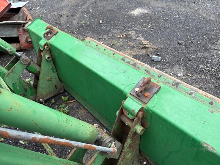 john-deere-5520-image-5