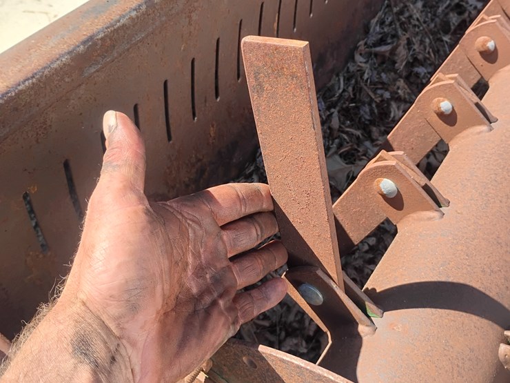 1983-john-deere-8820-image-16