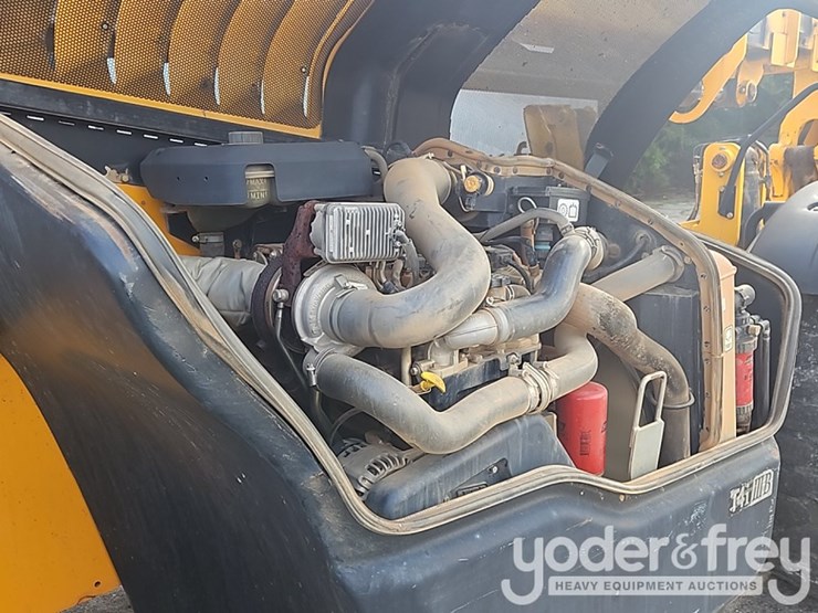 2015-jcb-510-56-image-20